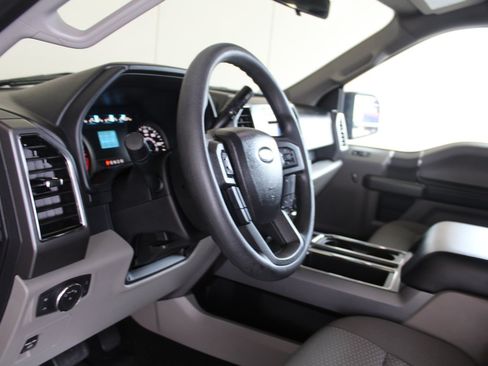 Used 2018 Ford F150 XLT AWD/4WD image 16