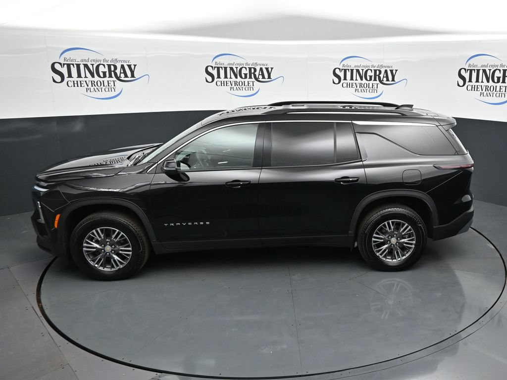 Used 2026 Chevrolet Traverse LT AWD/4WD image 15