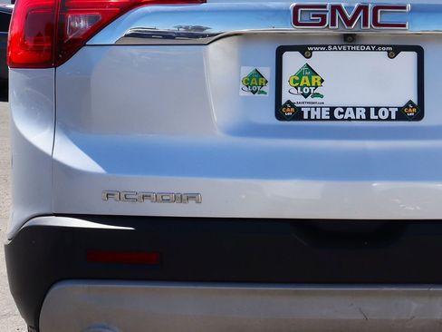 Used 2018 GMC Acadia SLE w/ Driver Alert Package I image 19