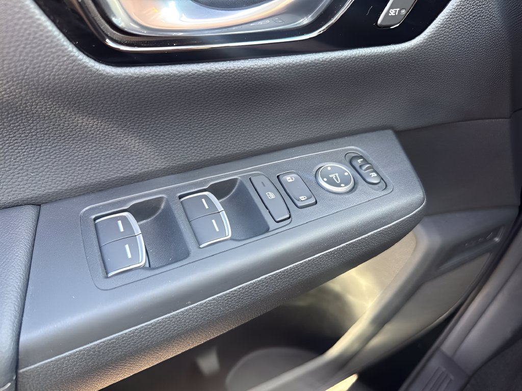 Used 2026 Honda CR-V EX-L image 27