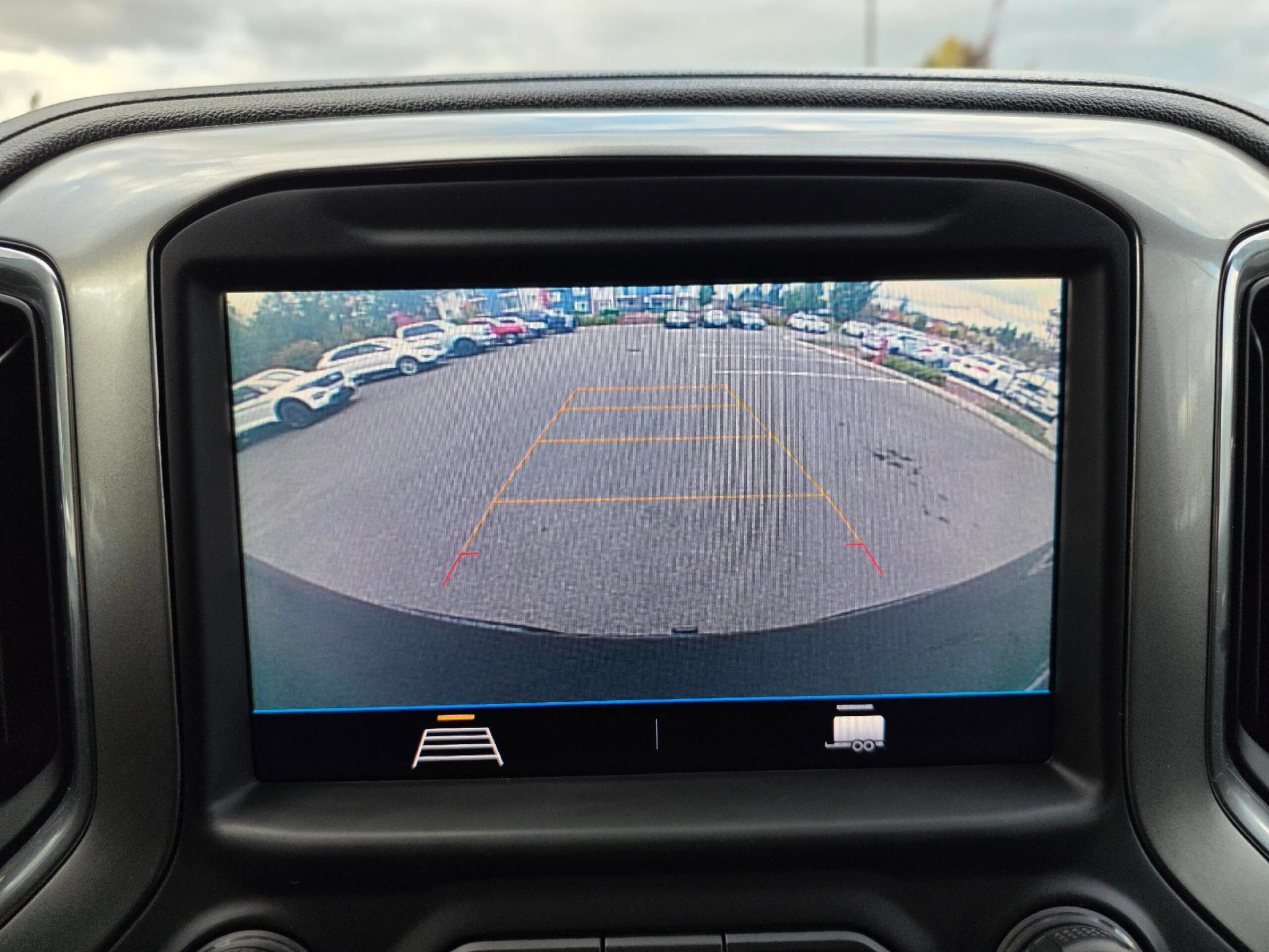 Used 2020 Chevrolet Silverado 1500 RST AWD/4WD image 15