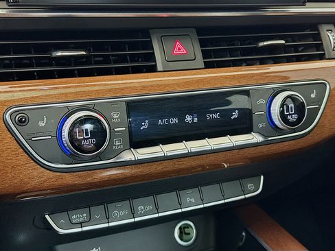 Used 2022 Audi A5 2.0T Premium Plus w/ Premium Plus image 23