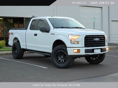Used 2017 Ford F150 XL w/ Equipment Group 101A Mid AWD/4WD image 4