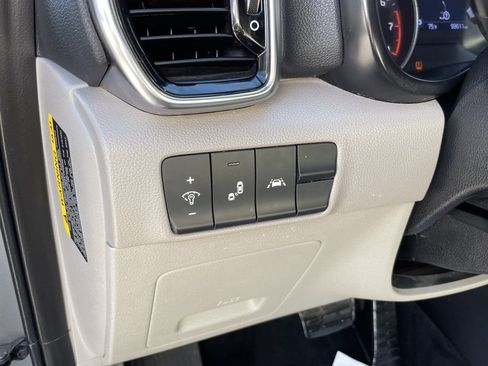 Used 2022 Kia Sportage Nightfall Edition w/ Nightfall Fwd Premium Package image 11