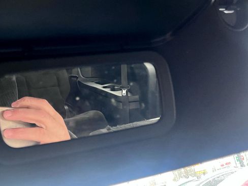 Used 2017 Dodge Grand Caravan SE image 13