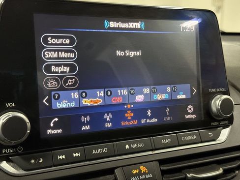 Used 2022 Nissan Altima 2.5 Platinum AWD/4WD image 14