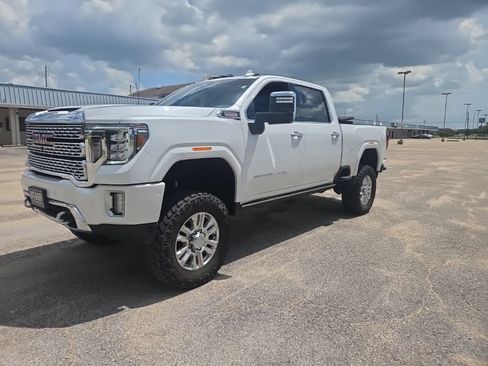 Used 2022 GMC Sierra 2500 Denali w/ Denali Ultimate Package AWD/4WD image 4