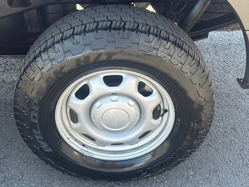 Used 2018 Ford F150 XL w/ Equipment Group 101A Mid AWD/4WD image 11