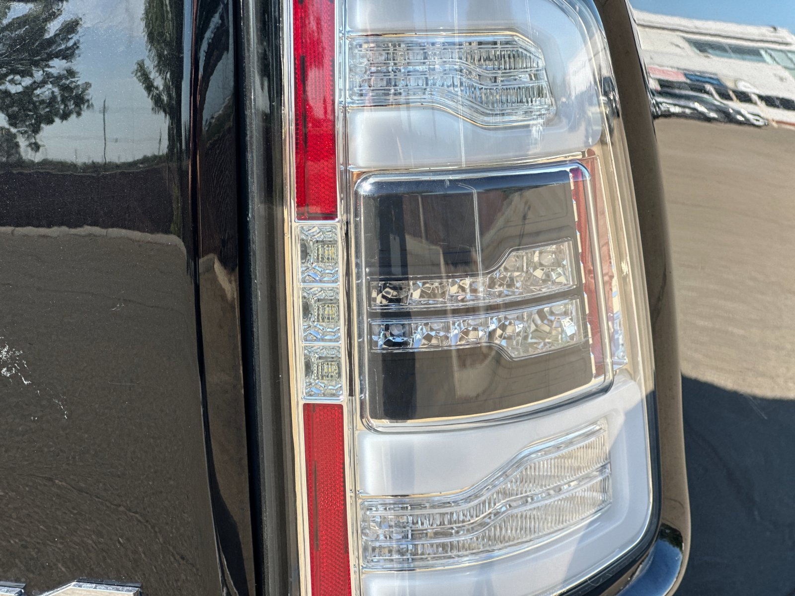 Used 2019 RAM 1500 Limited AWD/4WD image 38