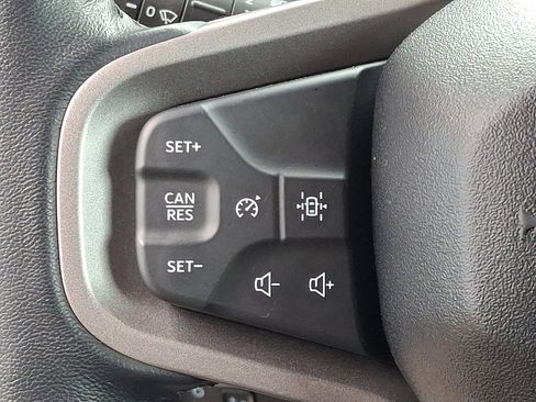 Used 2025 Ford Bronco Outer Banks image 24