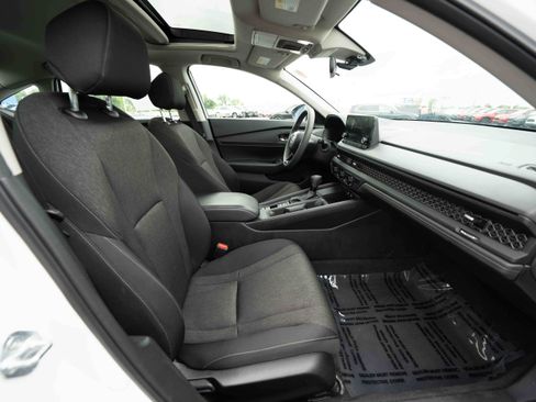 Used 2024 Honda Accord EX image 26