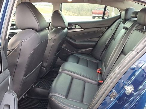 Used 2017 Nissan Maxima 3.5 SV image 8