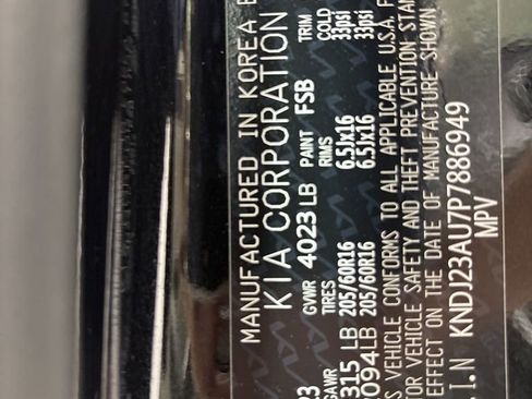 Used 2023 Kia Soul LX image 10