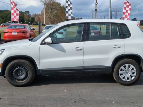 Used 2018 Volkswagen Tiguan Limited image 5