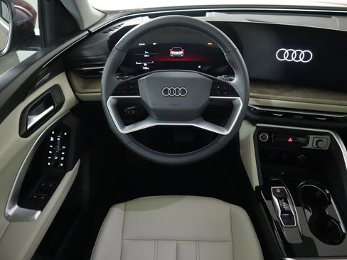 Used 2025 Audi Q5 Premium Plus w/ Premium Plus image 12