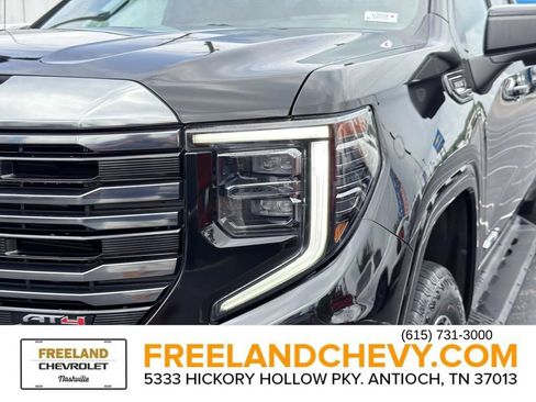 Used 2024 GMC Sierra 1500 AT4 w/ Technology Package AWD/4WD image 10