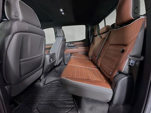 Used 2025 GMC Sierra 1500 Denali Ultimate image 28