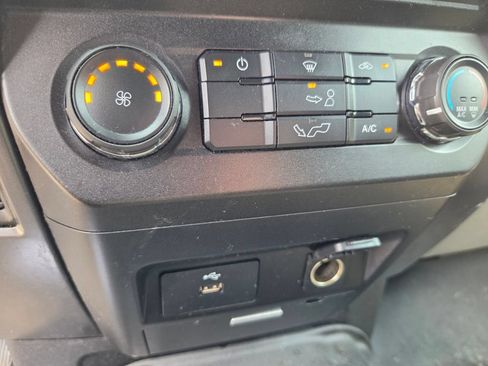 Used 2018 Ford F150 XLT AWD/4WD image 19