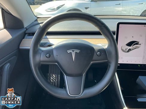 Used 2018 Tesla Model 3 Long Range image 37