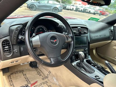 Used 2008 Chevrolet Corvette Convertible w/ Preferred Equipment Group RWD image 6