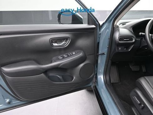 Certified 2026 Honda HR-V EX-L image 17