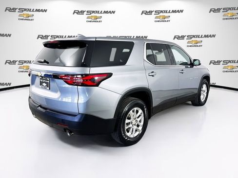 Used 2023 Chevrolet Traverse LS w/ Safety Package image 7