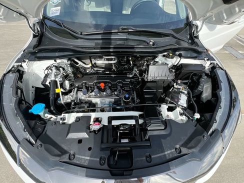 Used 2019 Honda HR-V EX-L image 10