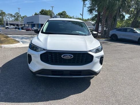 Certified 2024 Ford Escape Active w/ Tech Pack #1 FWD image 9