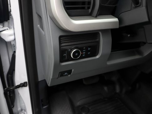 Used 2024 Ford F250 XL w/ Snow Plow Prep Package image 17