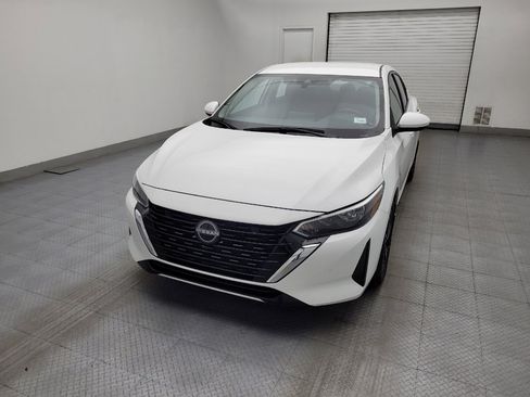 Used 2025 Nissan Sentra SV image 15