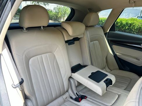 Used 2019 Audi Q5 Premium AWD/4WD image 46