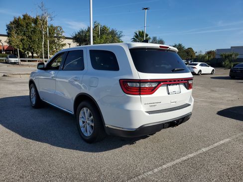 Used 2019 Dodge Durango SXT w/ 3rd Row Seating Group image 3