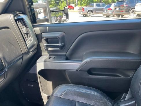 Used 2017 Chevrolet Silverado 2500 LTZ w/ Duramax Plus Package AWD/4WD image 25