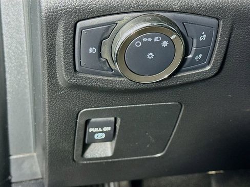 Used 2020 Ford Expedition XLT RWD image 10