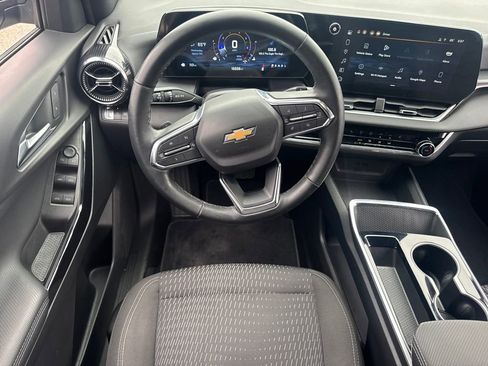 Used 2025 Chevrolet Equinox LT image 15