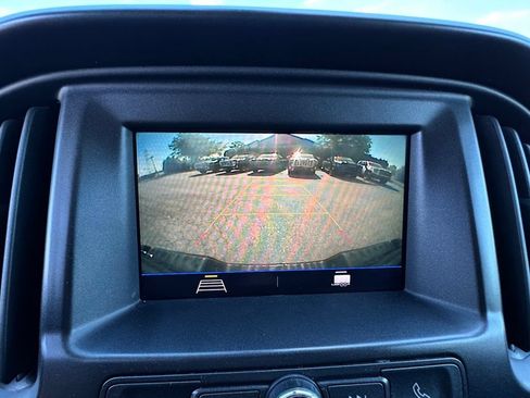 Certified 2021 Chevrolet Colorado W/T w/ Custom Special Edition AWD/4WD image 29