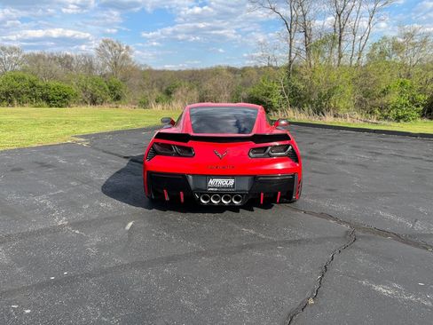 Used 2014 Chevrolet Corvette Stingray Coupe w/ 2LT Preferred Equipment Group image 9