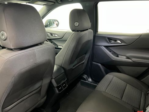 Used 2026 Chevrolet Equinox LT AWD/4WD image 20