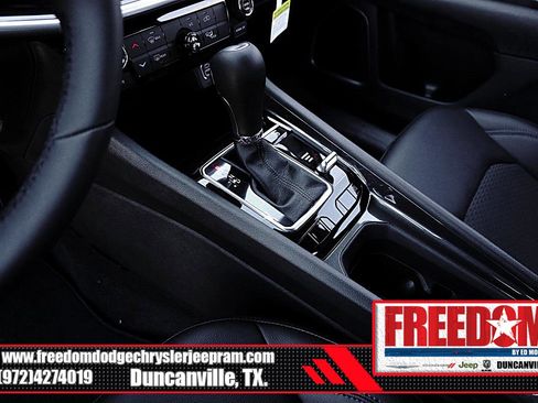 New 2026 Jeep Compass Latitude image 34