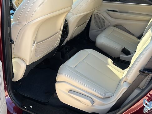 Used 2025 Jeep Grand Cherokee L Limited w/ Trailer Tow Package image 29