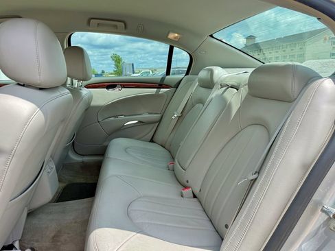 Used 2007 Buick Lucerne CXL w/ Luxury Package FWD image 12