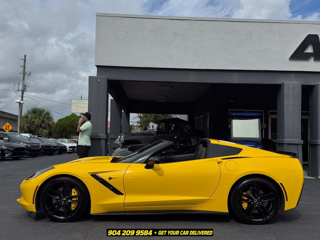 Used 2015 Chevrolet Corvette Stingray Coupe w/ 2LT Preferred Equipment Group RWD image 5