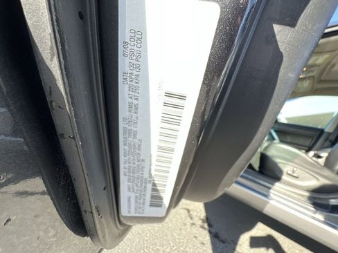 Used 2009 Subaru Outback 2.5XT Limited image 33