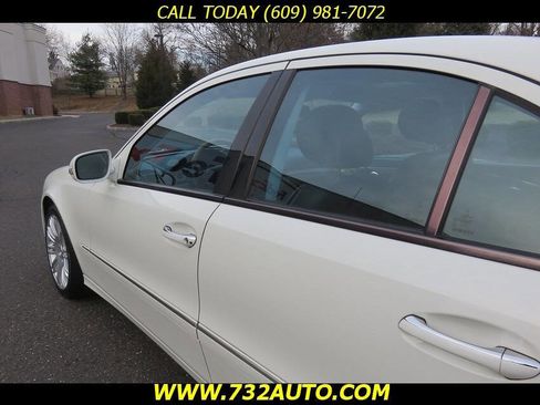 Used 2007 Mercedes-Benz E 350 4MATIC Sedan image 27