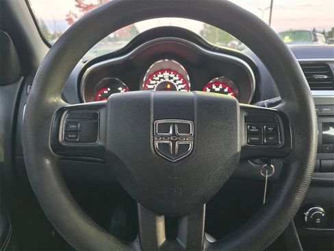 Used 2014 Dodge Avenger SE image 14