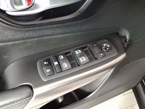 Certified 2020 Jeep Cherokee Latitude Lux w/ Quick Order Package 26H Lux image 13