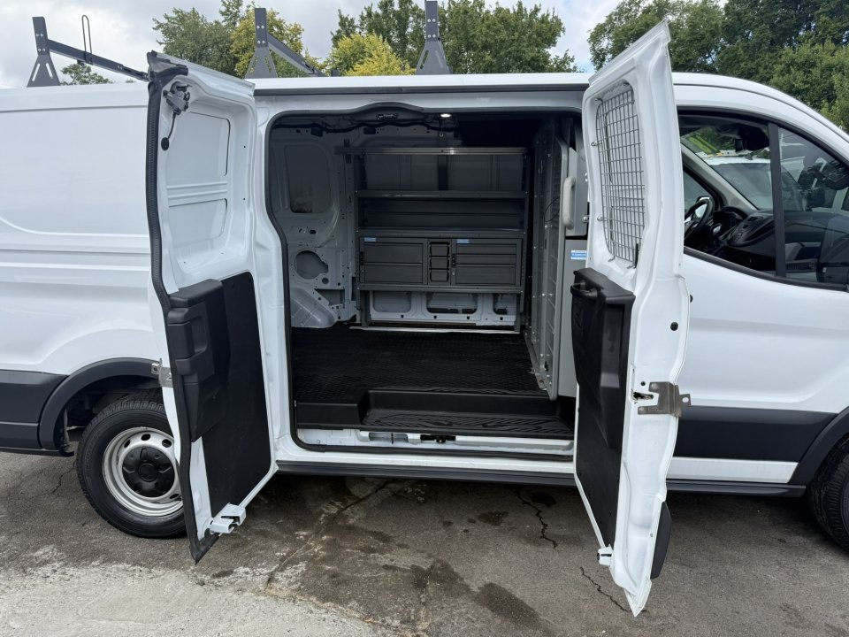 Used 2018 Ford Transit 150 130 Low Roof RWD image 10