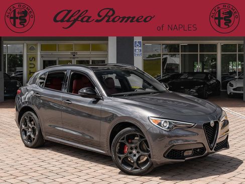 Used 2023 Alfa Romeo Stelvio Veloce image 1