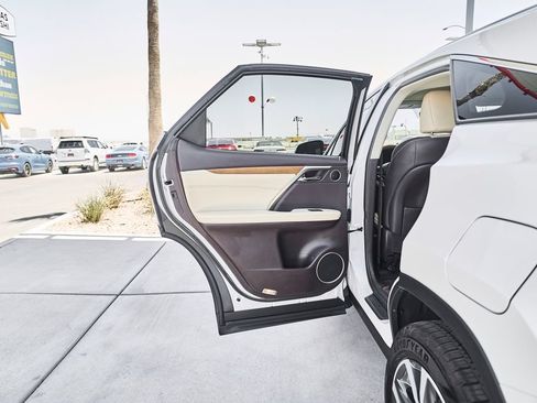 Used 2018 Lexus RX 350 FWD w/ Premium Package image 15