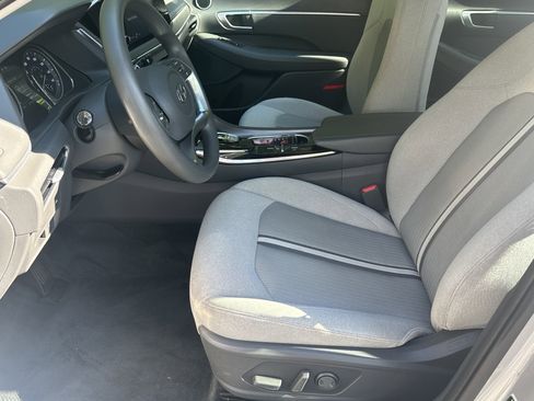 Used 2020 Hyundai Sonata SEL w/ Cargo Package FWD image 11